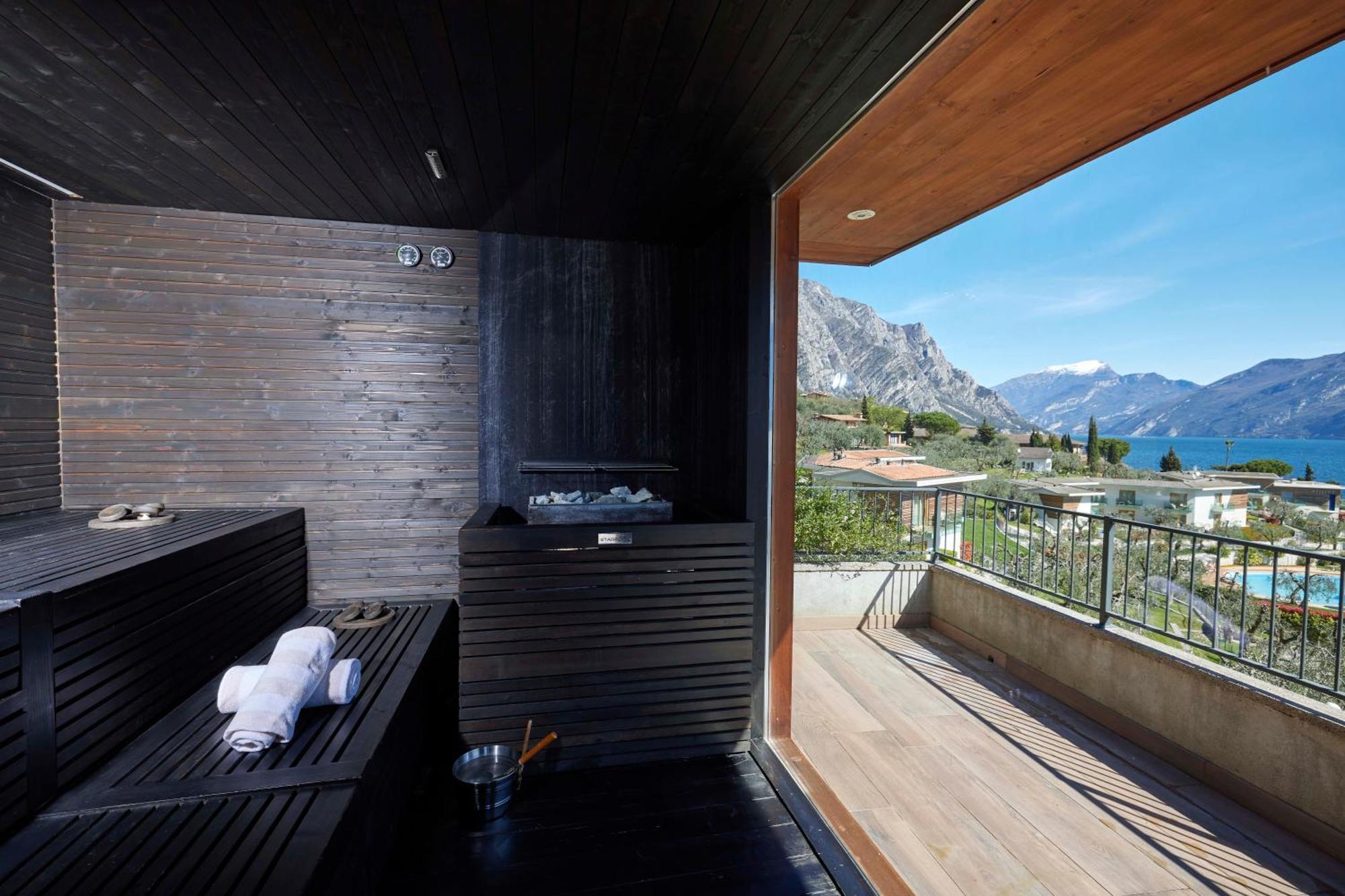 Hotel Atilius - Adults Only Limone sul Garda Dış mekan fotoğraf