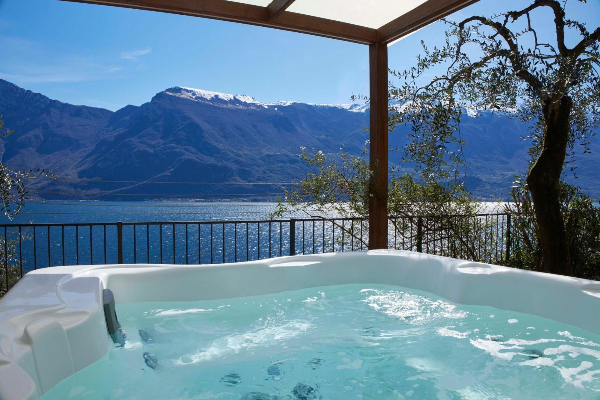 Hotel Atilius - Adults Only Limone sul Garda Dış mekan fotoğraf