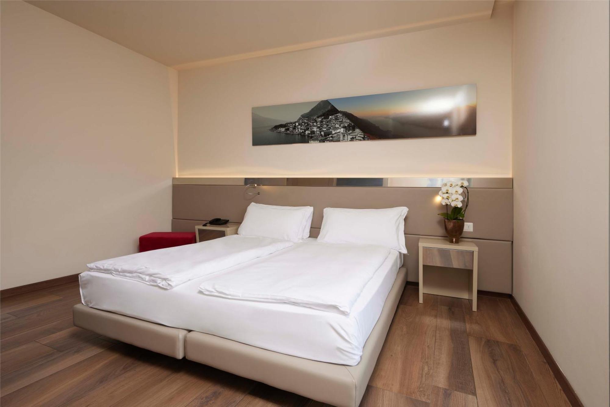 Hotel Atilius - Adults Only Limone sul Garda Oda fotoğraf