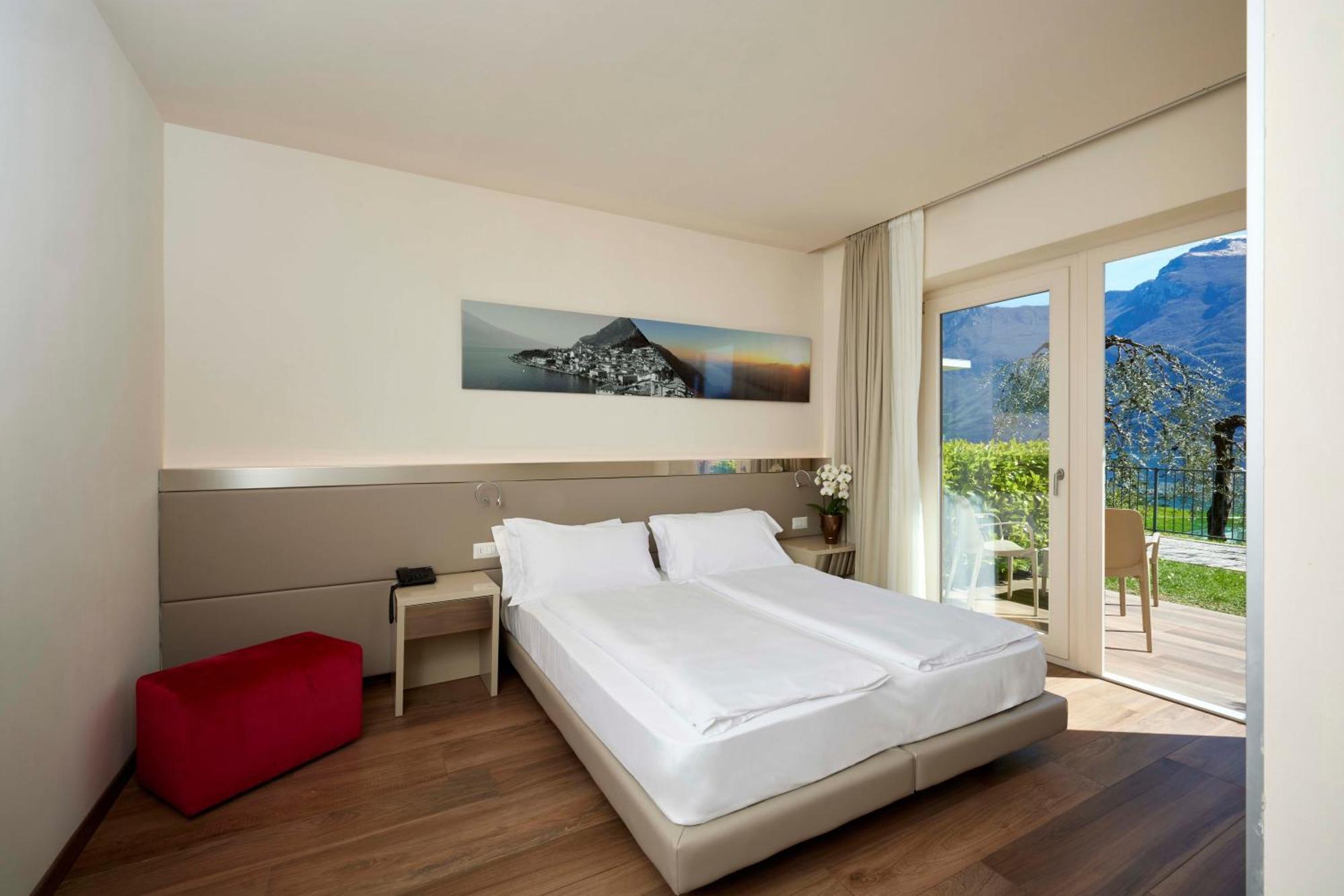 Hotel Atilius - Adults Only Limone sul Garda Oda fotoğraf