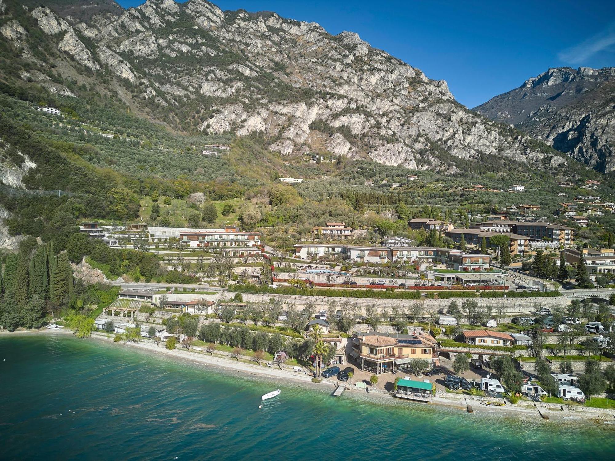 Hotel Atilius - Adults Only Limone sul Garda Dış mekan fotoğraf