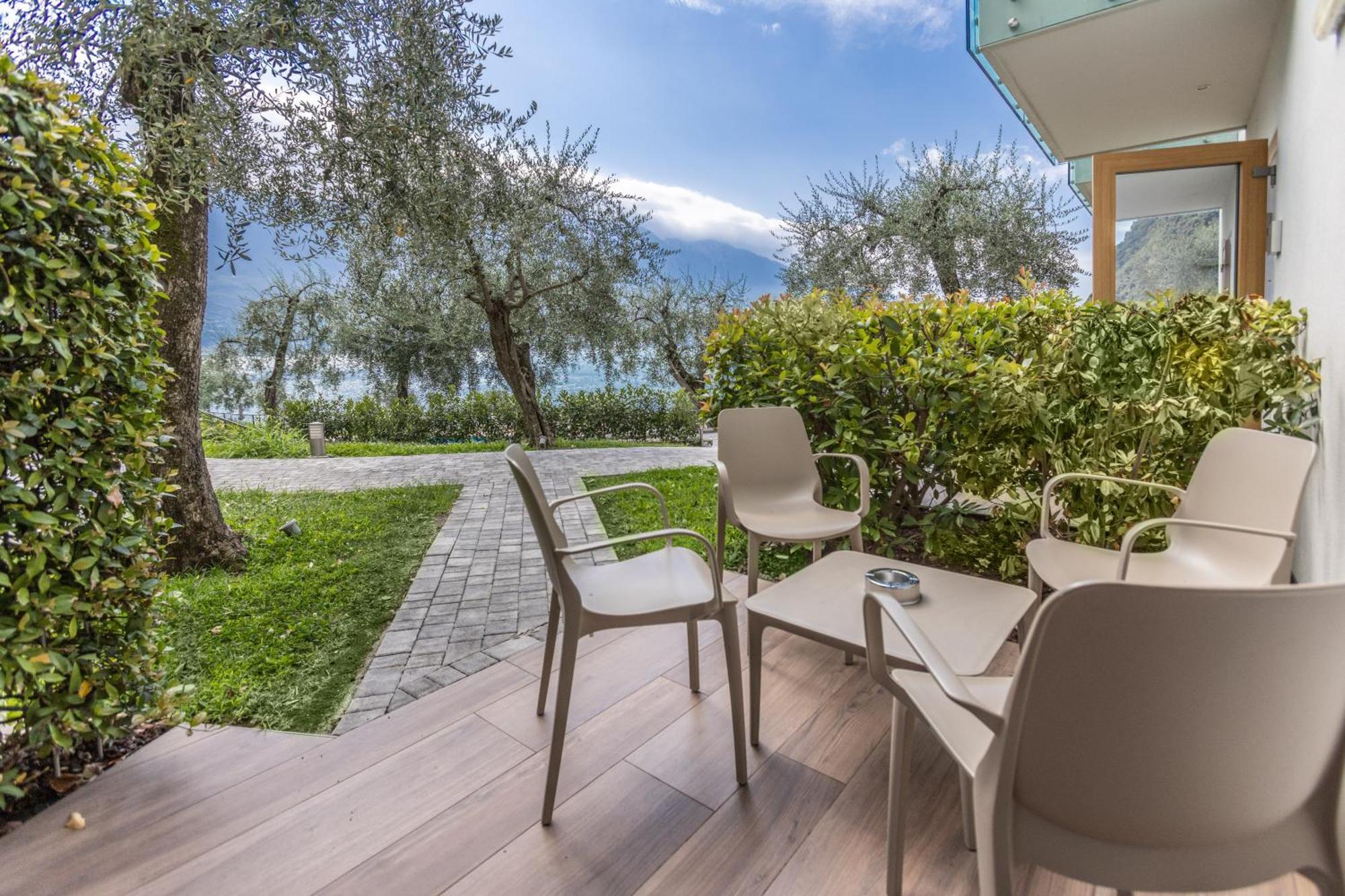 Hotel Atilius - Adults Only Limone sul Garda Oda fotoğraf