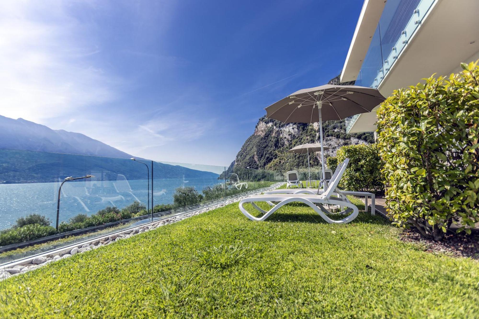Hotel Atilius - Adults Only Limone sul Garda Oda fotoğraf